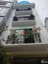 Cần bán nhà mặt phố Cao Xuân Huy, Nam Từ Liêm 60m2, 4 tầng, 10 tỷ.