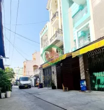Bán nhà Lê Văn Qưới, Bình Tân , HXT 8m, nhà đẹp ở ngay. giá 3 tỷ có thương lượng.