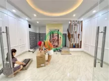 Bán nhà mặt phố gần đường Trường Chinh, Thanh Xuân, Hà Nội. 62m2 xây mới, sổ đỏ chính chủ. Giá chào 12,5 tỷ có thương lượng