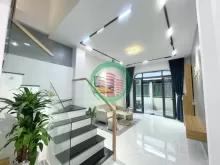 Nhà giá rẻ Bình Thạnh- Nguyễn Văn Đậu,P.11-40m2-2 PN,2WC- 2 tầng BTCT