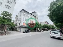 Nhà Phố Lâm Hạ , Long Biên . 50M , MT 7M , Kinh Doanh , View Hồ , Vườn Hoa . Giá 16.8 Tỷ