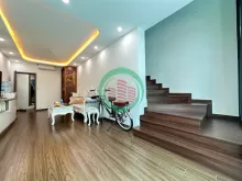 MẶT NGÕ KINH DOANH NHÀ ĐẸP Ở NGAY TT BA ĐÌNH 102M2 -3N -3,6 TỶ