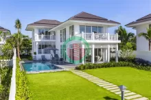 Hiếm bán gấp căn biệt thự biển Villa Premier 2 mặt tiền có lối ra biển - 300m2 giá tốt không tưởng