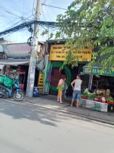 nhà cần bán ngay vị trí gần khu trung tâm