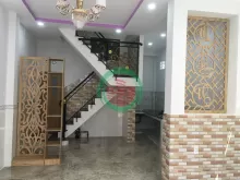 Bán nhà P.4, Q.8, 50m², 2 tầng, 2PN, 3WC, 3.3 tỷ