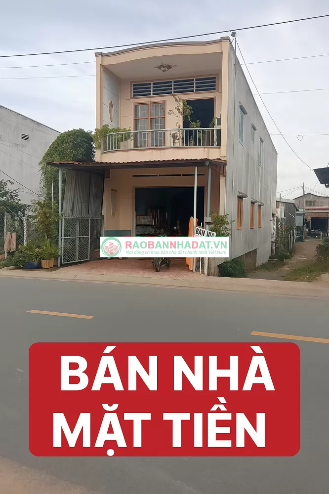 Bán nhà mặt phố.Gia tốt ở phường Tân Châu tỉnh An Giang.Duong lớn thuận lợi cho việc kinh doanh