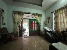 Bán nhà mặt tiền Dương Công Khi, Hóc Môn. DT 200m2, 3 tầng, 6PN. Sổ hồng, giá 15 tỷ.