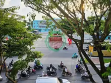 Cần bán nhà 3 tầng MT Nguyễn Hữu Thọ,Đối diện Bệnh Viện Quân Y 17