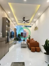 Cực hiếm nhà đẹp Đội Cấn ngõ thông ô tô đỗ cổng mặt tiền rộng 45m² x 5 tầng hơn 10 tỷ