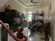 Gấp bán nhà HẺM 8M đường Lò Lu 68m2 3 tầng giá nhỉnh 6 tỷ Quận 9