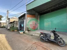 Kho 4t.ỷ Thới Tam Thôn, Hóc Môn, đường ôtô .Lh 07838 +93838 để xem kho