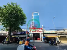 Mặt Tiền Nguyễn Xí Bình Thạnh: DT 6x30m, Vị Trí Đẹp, Giá Tốt - Chỉ 65 Tỷ!