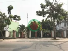 Mt  NGUYỄN VĂN BỨA - Nhà 2 Tầng - DT: 1266m2  - Đường CONTAINER  - Ngay QL 22 - Chợ Đầu Mối.