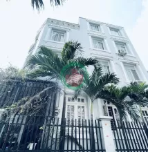 NHÀ LÔ GÓC 2 MẶT TIỀN ĐƯỜNG SỐ 25A – XE HƠI RA VÀO THOẢI MÁI – CỰC HIẾM – P. TÂN QUY – Q7