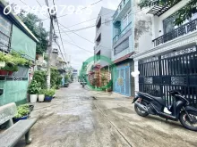 nhà ngõ q.12 đông hưng thuận 130m2 3 tầng 5pn sổ hồng giá cực tốt