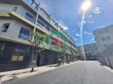 NHÀ PHỐ 4 TẦNG UNI VALLEY – “ĐỊA CHỈ VÀNG” CHO NHÀ ĐẦU TƯ KHÓ TÍNH