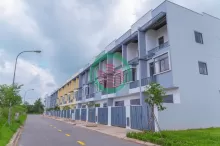 Nhà phố sổ sẵn – Phước Đông Newcity