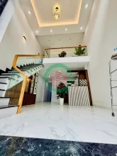 OTO ĐỖ CỬA - NHÀ 1 TRỆT 1 LỬNG FULL NỘI THẤT –  TĂNG NHƠN PHÚ A - CHỈ 5.25 TỶ