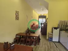 SIÊU HIẾM – MẶT PHỐ NGUYỄN CHÍ THANH – MỘT MẶT PHỐ, MỘT MẶT NGÕ – VỈA HÈ Ô TÔ TRÁNH – KINH DOANH ĐỈNH CỦA ĐỈNH – GIÁ TRỊ TĂNG KHÔNG NGỪNG