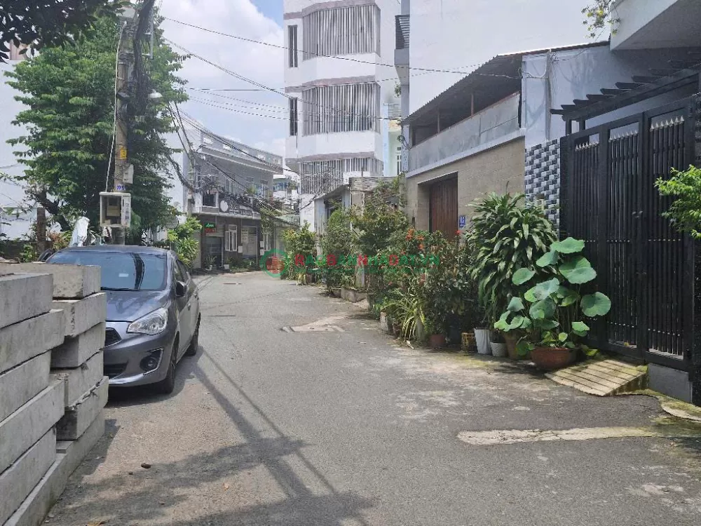 SIÊU VỊ TRÍ – LÔ GÓC 3 MẶT TIỀN XE TẢI TRÁNH – NHÀ ĐẸP BTCT 3 TẦNG , Q2 – CHỈ 9 TỶ!