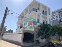 Bán nhà gần đường Phạm Văn Đồng sau lưng căn hộ 4S Linh Đông