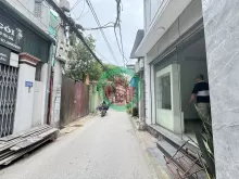 Bán nhà ngõ 405 Ngọc Thuỵ 32m x 3T oto tránh, kinh doanh chỉ nhỉnh 5 tỷ. LH 0936123469
