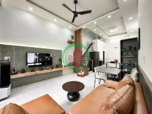 BÁN NHÀ QUẬN 9 - 3 TẦNG - 4 PHÒNG NGỦ - GẦN ĐƯỜNG LÊ VĂN VIỆT - GIÁ HIẾM CHỈ NHỈNH 6.6 TỶ