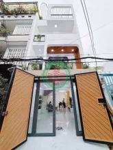 HIẾM CÓ! NHÀ 4 TẦNG – XE HƠI NGỦ TRONG NHÀ – KỀ PHÚ MỸ HƯNG