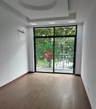 Lĩnh Nam Nhà Phân Lô 5 tầng, 2 mặt thoáng. View Hồ Thế Đất Vượng Khí, Tài Lộc Hưng Thịnh!