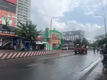 NHÀ 4 TẦNG MẶT TIỀN HUỲNH TẤN PHÁT – KINH DOANH SẦM UẤT – KHU VIP QUẬN 7 – HÀNG XÓM PHÚ MỸ HƯNG