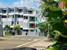 Bán căn góc 300m2, 4 tầng, trung tâm Buôn Mê Thuột