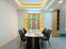 Bán nhà đẹp Măt Tiền Q.4, Gần Tôn Đản, 5,2m x 9m, 4 tầng kiên cố, Nội Thất đẹp Giá nhỉnh 10 tỷ.