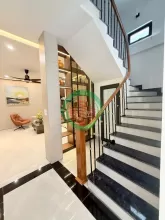 BÁN NHÀ GIẢI PHÓNG - LÔ GÓC - 3 MẶT THOÁNG - THANG MÁY - KINH DOANH  NGÕ THÔNG Ô TÔ VÀO NHÀ‍‍73M   21.8 TỶ