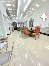 bán nhà mặt phố 200m2 bình tân, 3 tầng, 6pn, sổ đỏ, NHỈNH 19XX tỷ - vị trí vàng, 0943166831 xem nhà ngay!