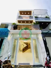 Cần bán nhà phố 1 trệt 2 lầu có sân thượng vừa hoàn thiện  giá thấp