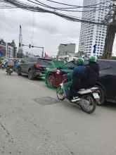 HÀNG HIẾM – MẶT ĐƯỜNG ĐÊ LA THÀNH – BA ĐÌNH.