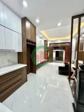 hiếm!: KINH DOANH- HAI THOÁNG- 15M RA PHỐ- Ô TÔ 5 TẠ ĐỖ. Bán nhà Đống Đa