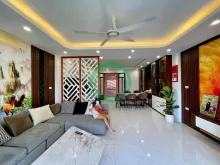 Bán nhà mặt phố Lê Trọng Tấn  Hà Đông 55m 5 tầng mt 4m. giá 16 tỷ 500 kd vỉa hè 4 ô tô tránh