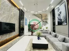 Bán nhà Định Công DT 55m2 x 5 tầng, giá 8.2 tỷ, ngõ to, gần phố, SĐCC