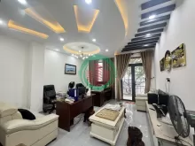 Bán nhà đường  Bưng Ông Thoàn, Phú Hữu, Q9, TP HCM. DT 81m2, 4 tầng. Giá  8.9 tỷ, SH - 0933125879