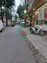 Bán nhà phân lô Phố Quan Nhân đường ô tô giá 17,5 tỷ