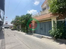 Cần Bán nhà 4 Tầng Trung tâm Quận 7, hẻm xe tải.