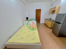 CHO THUÊ CHDV NGAY TRUNG TÂM QUẬN 1 ĐẦY ĐỦ TIỆN ÍCH, Ở NGAY. LH:0355640978