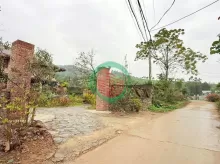 Lô đất siêu đẹp ,thế đất thoải  Vitri không gian mát mẻ ,gân nhiêu homsay ,vlla