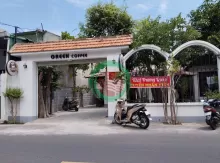 Nhà Cách Biển 100m Sẵn Mô Hình Kinh Dôanh Cafe Ngang rộng 13m Giá rẻ
