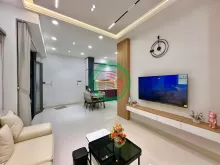 Thống Nhất - ngay bệnh viện Hồng Đức - 4 tầng xây mới theo phong cách hiện đại, đang cho thuê 18tr/1 tháng