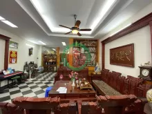 TRƯƠNG THI THU HUYEN