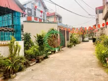 Bán đất 2 mặt tiền gần QL21 – Hòa Lạc – ô tô vào – giá tốt