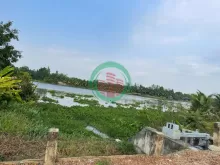 - BÁN đất Vừa MT sông SG  và MT rạch rất đẹp thoáng mát  thuộc Xã Trung An, Chủ Chi.