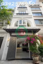 Bán nhà 2 tầng 21m² Nguyễn Thần Hiến, Q.4, 5.6 tỷ, sổ đỏ.